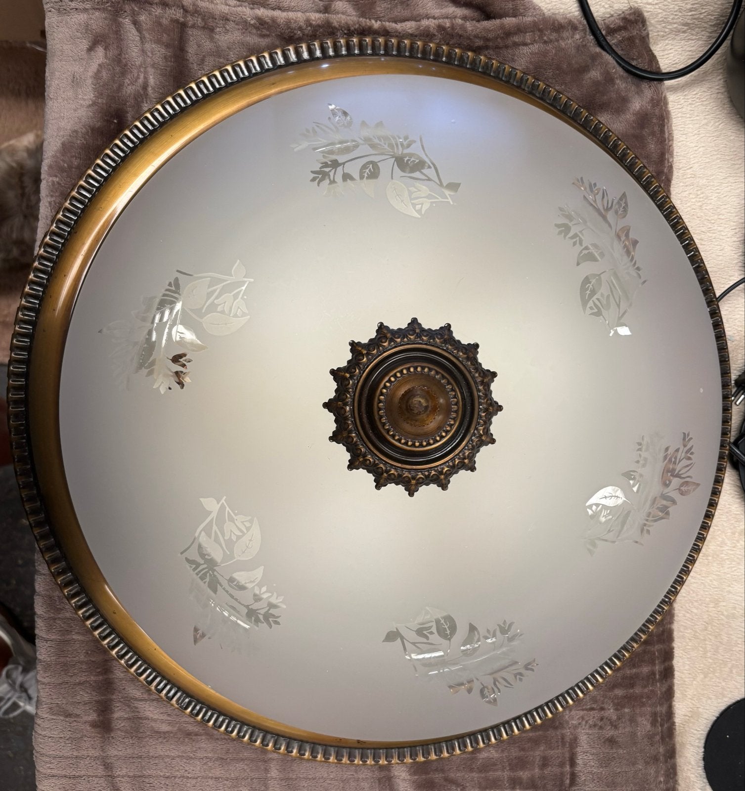 Mooie vintage plafondlamp met bloemmotief, Ophalen, Gebruikt, Vintage, Glas