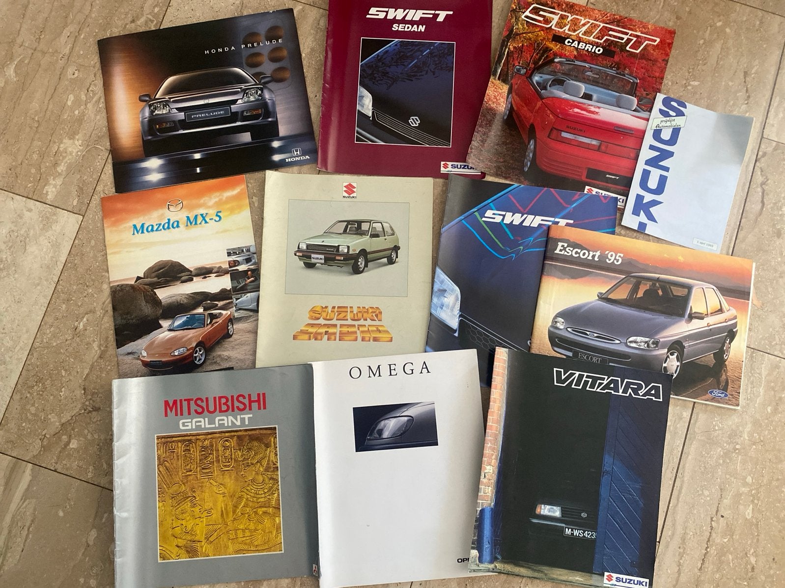 Diverse collectie auto brochures - Honda, Mazda, Suzuki, Boeken, Ophalen of Verzenden, Gelezen, Honda