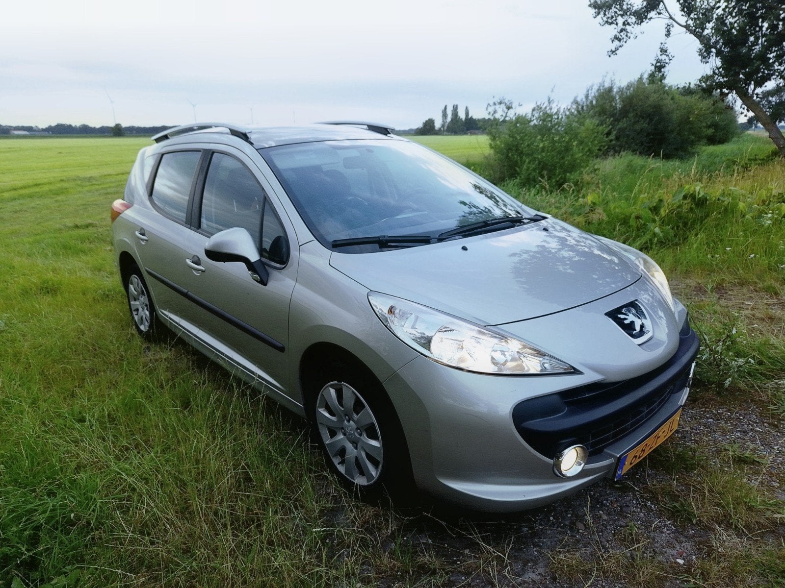Peugeot 207 1.6 16V SW Outdoor 2008 Grijs, Voorwielaandrijving, Stof, Parkeerassistent, Zwart