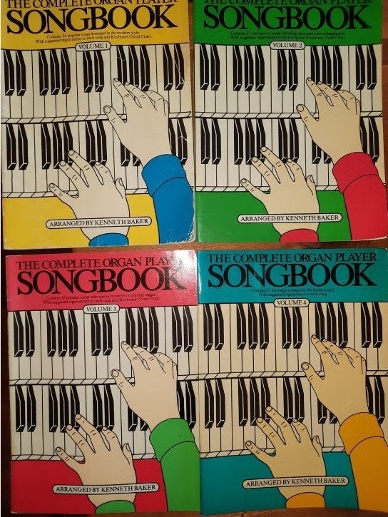 orgel: K. Baker-The complete Organ Player songbook 1,2,3,4
