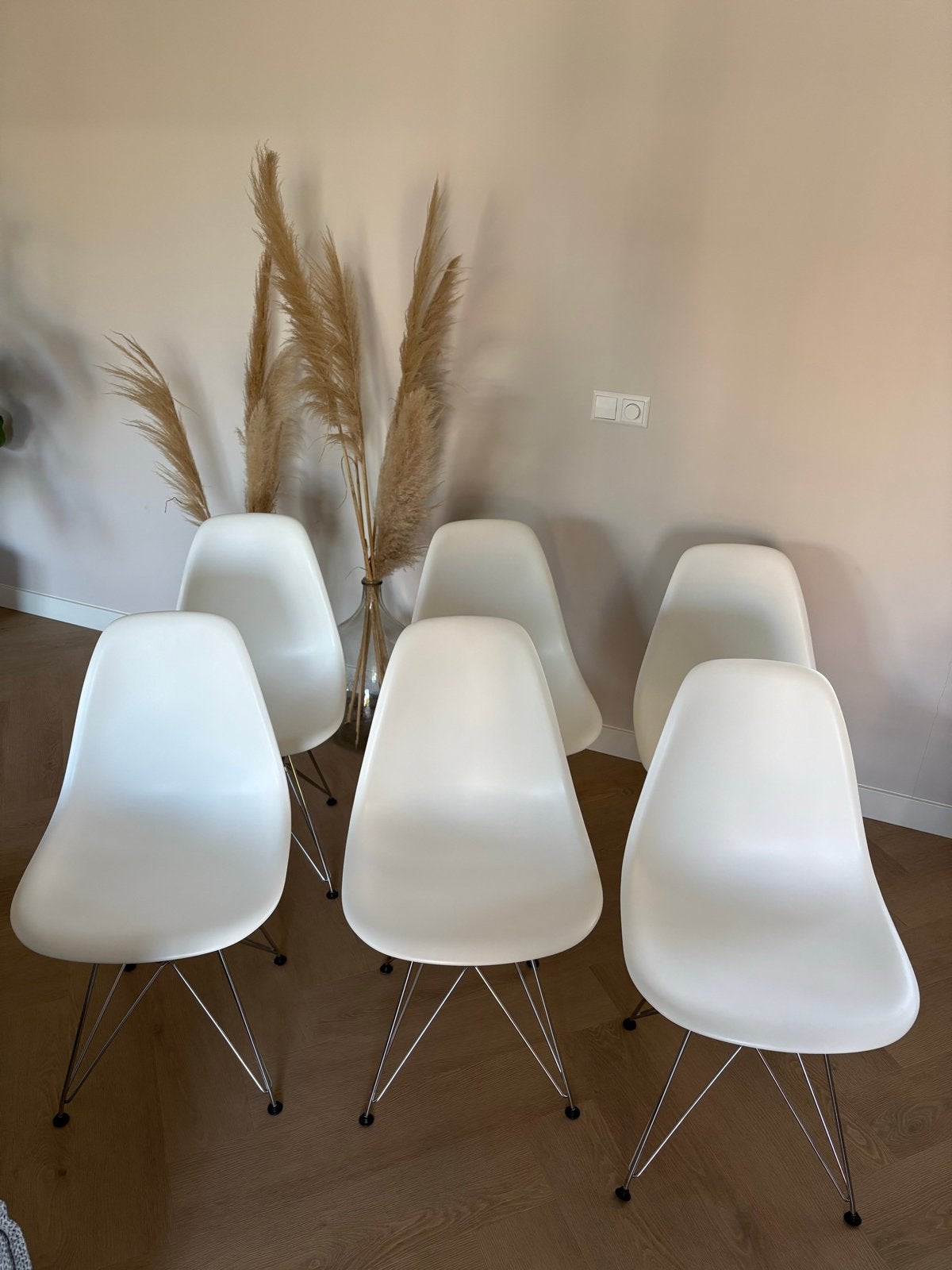 Set van 6 Vitra Eames DSW stoelen - Wit, Kunststof, Wit, Ophalen of Verzenden, Zo goed als nieuw