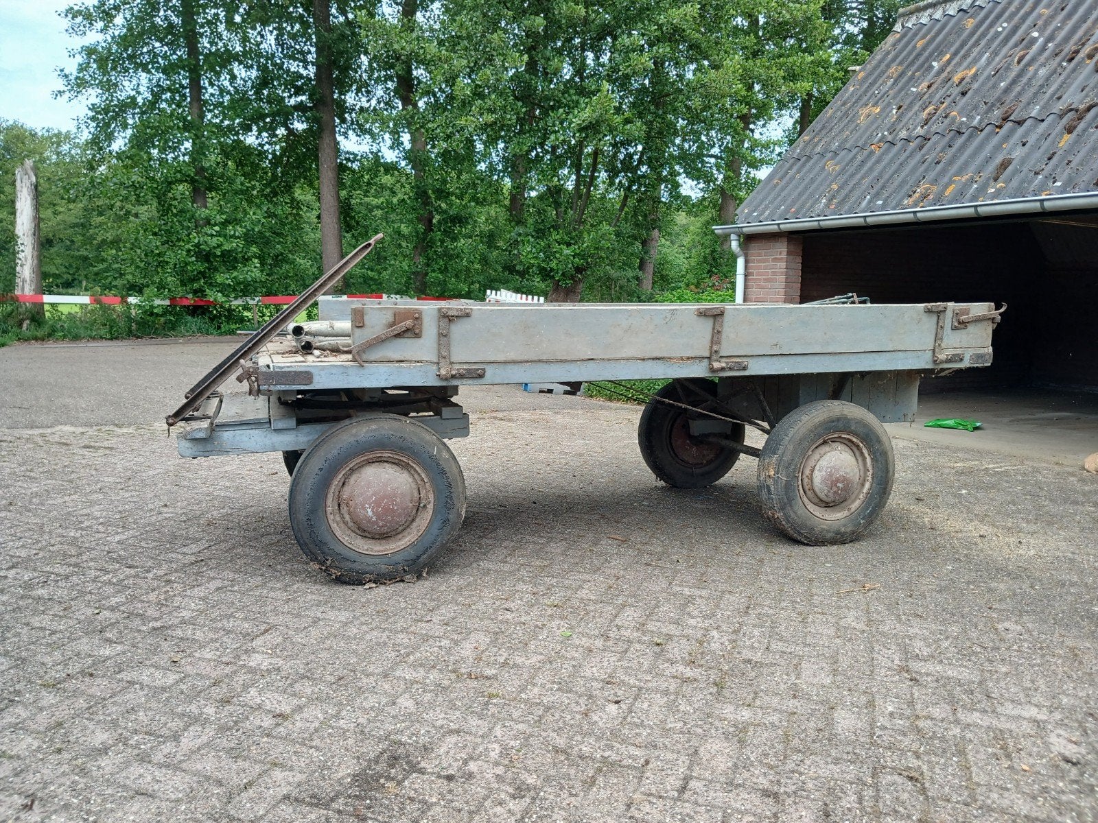 Antieke hooiwagen / aanhanger, Ophalen, Gebruikt