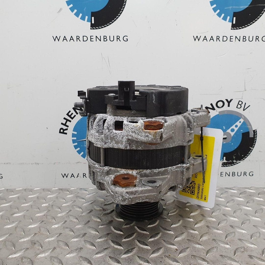 VOLVO XC40 DYNAMO 2018, Gebruikt, -, -, Ophalen of Verzenden
