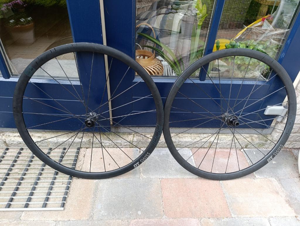 Racefiets wielen, Gebruikt, DT Swiss 1800, Aluminium, Racefiets