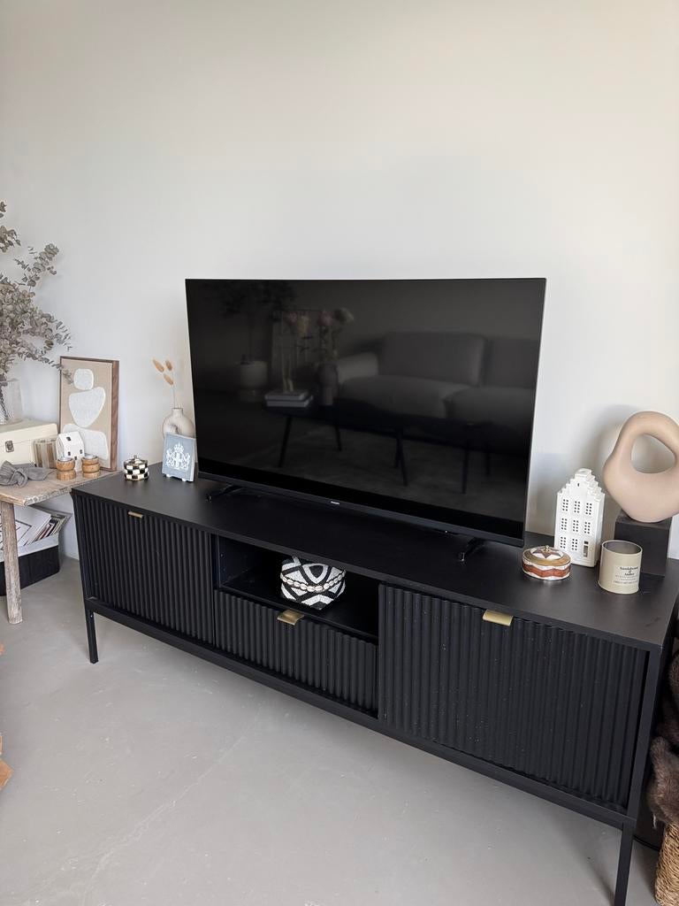 Zwart tv meubel, Huis en Inrichting, Kasten | Televisiemeubels, Ophalen, Gebruikt, 150 tot 200 cm, Minder dan 100 cm