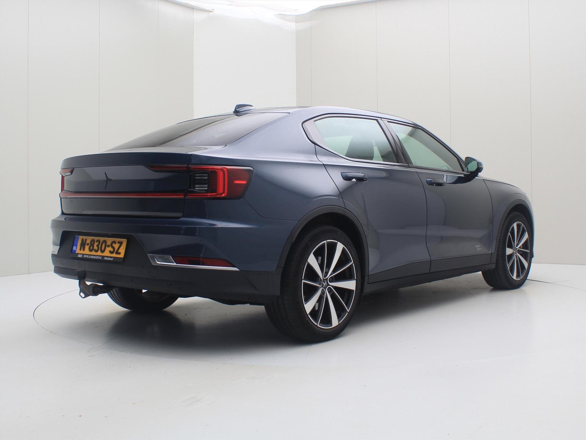 Polestar 2 Standard Range Single Motor 224PK 95.7% SoH [ TRE, Auto's, Polestar 2, Stof, Zwart, Blauw