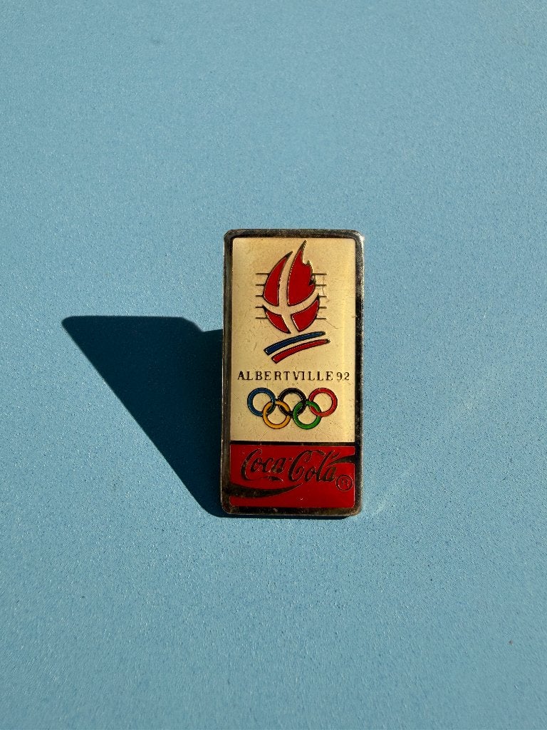 Vintage Pin van Coca-Cola vd Olympische Winterspelen, Verzamelen, Ophalen of Verzenden, Gebruikt, Sport, Speldje of Pin
