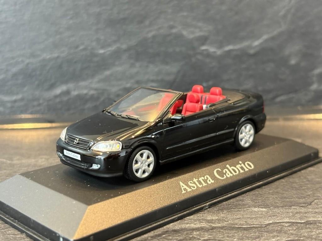 Opel Astra Cabrio | Opel | Mint/Boxed, Hobby en Vrije tijd, Modelauto's | 1:43, Nieuw, Auto, Overige merken, Ophalen of Verzenden