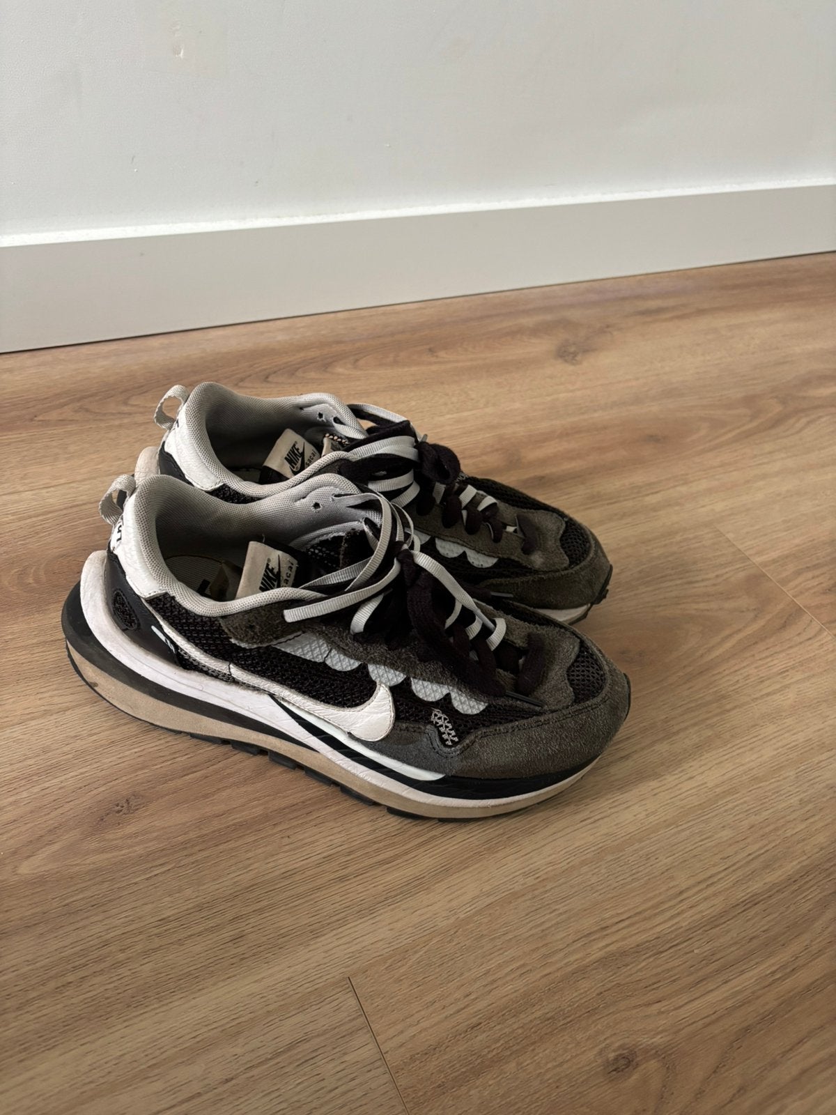 Nike x Sacai Vapor Waffle maat 42,5, Zwart, Ophalen of Verzenden, Sneakers of Gympen, Gedragen