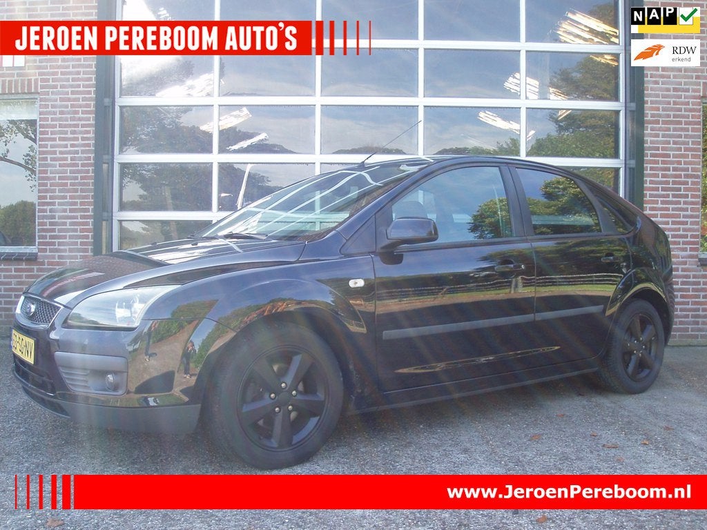 Ford Focus 1.6-16V Futura, 1596 cc, Gebruikt, 4 cilinders, 620 kg