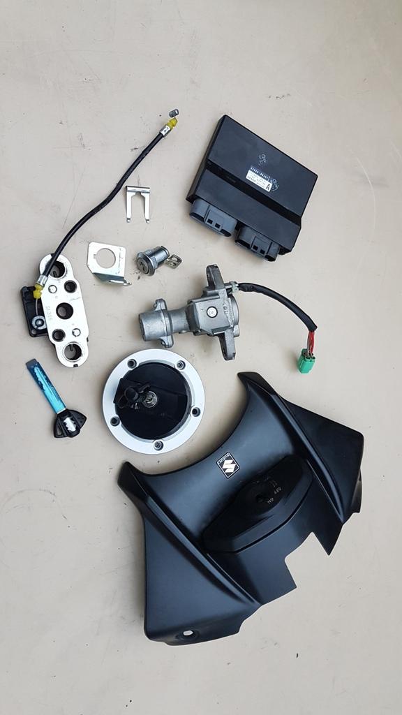 Suzuki gsr750 gsr 750 2014 ecu contactslot set, Motoren, Ophalen of Verzenden, Nieuw