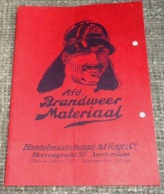 1931 brandweer materiaal boekje Ad. Voigt & Co Amsterdam, Verzenden, Overige soorten, Nederland, Overige typen