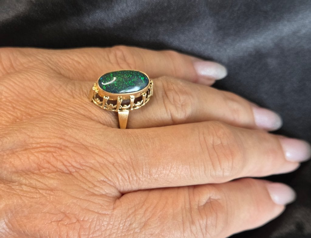 Gouden Vintage ring prachtig groen edelsteen opaal. 2026/545, Overige kleuren, ., Ophalen of Verzenden, .