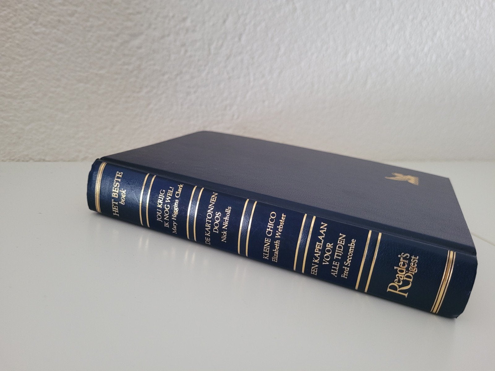 Readers Digest Het Beste Boek met 4 samenvattingen, Boeken, Ophalen of Verzenden, Gelezen, Diverse auteurs, Nederland