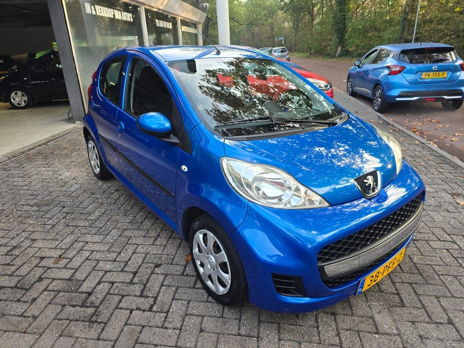Peugeot 107 1.0-12V Millesim 200 | 1E EIGENAAR | 3/6 OF 12MN, Auto's, Voorwielaandrijving, Stof, Gebruikt, 68 pk