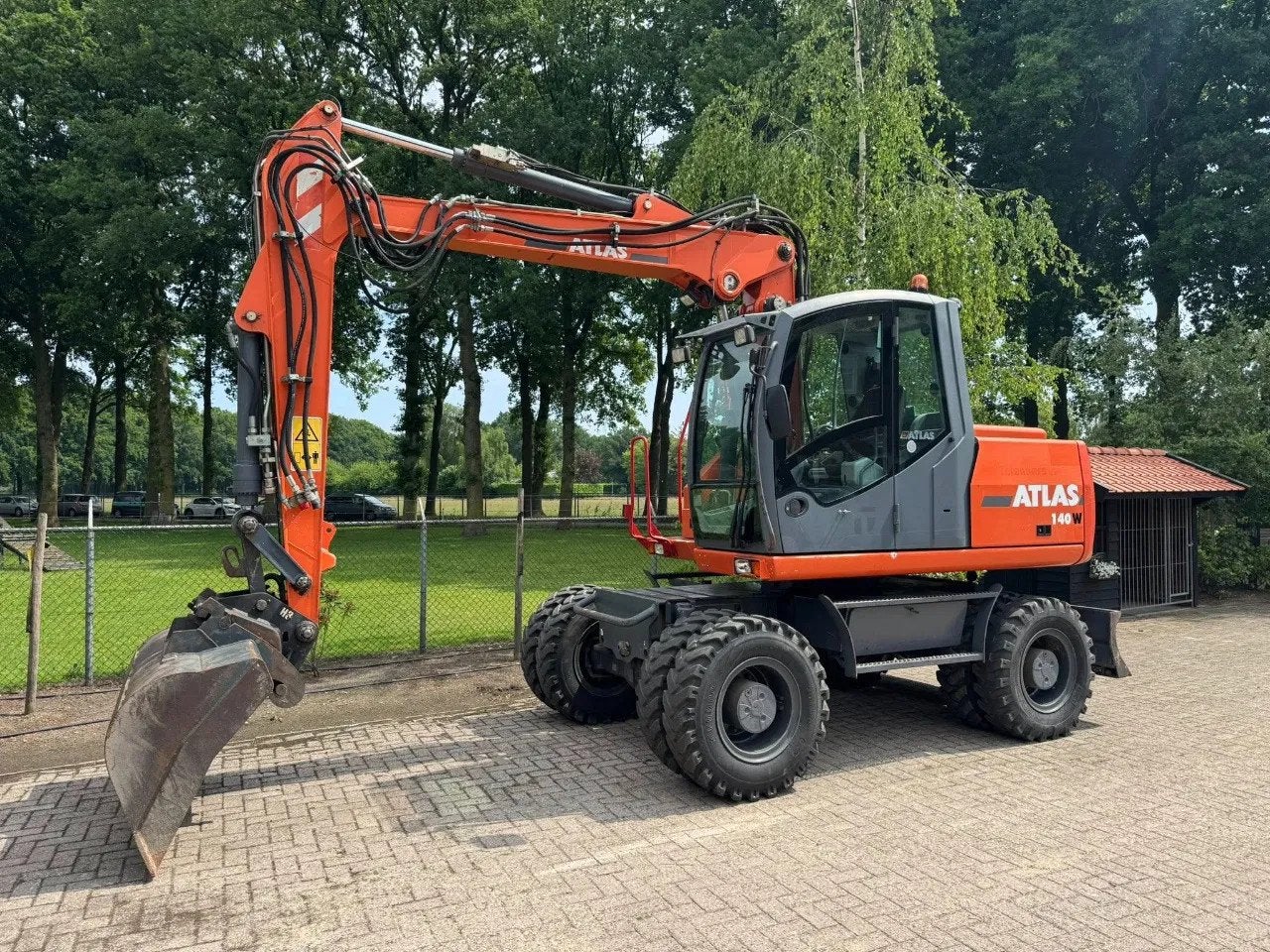 Atlas TW140 Mobiele kraan CW30 (bj 2012), Graafmachine
