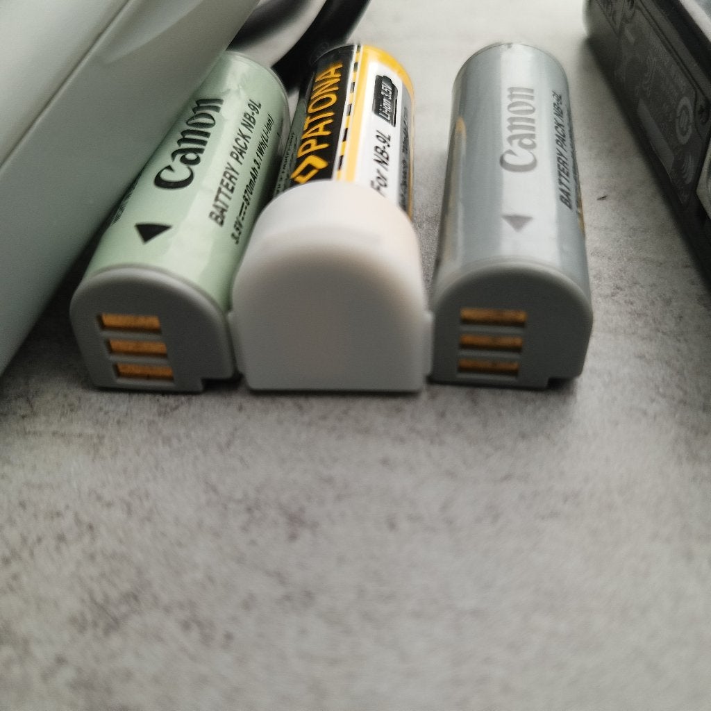 Canon accu oplader met batterij, Ophalen of Verzenden, Gebruikt, Canon, Acculader