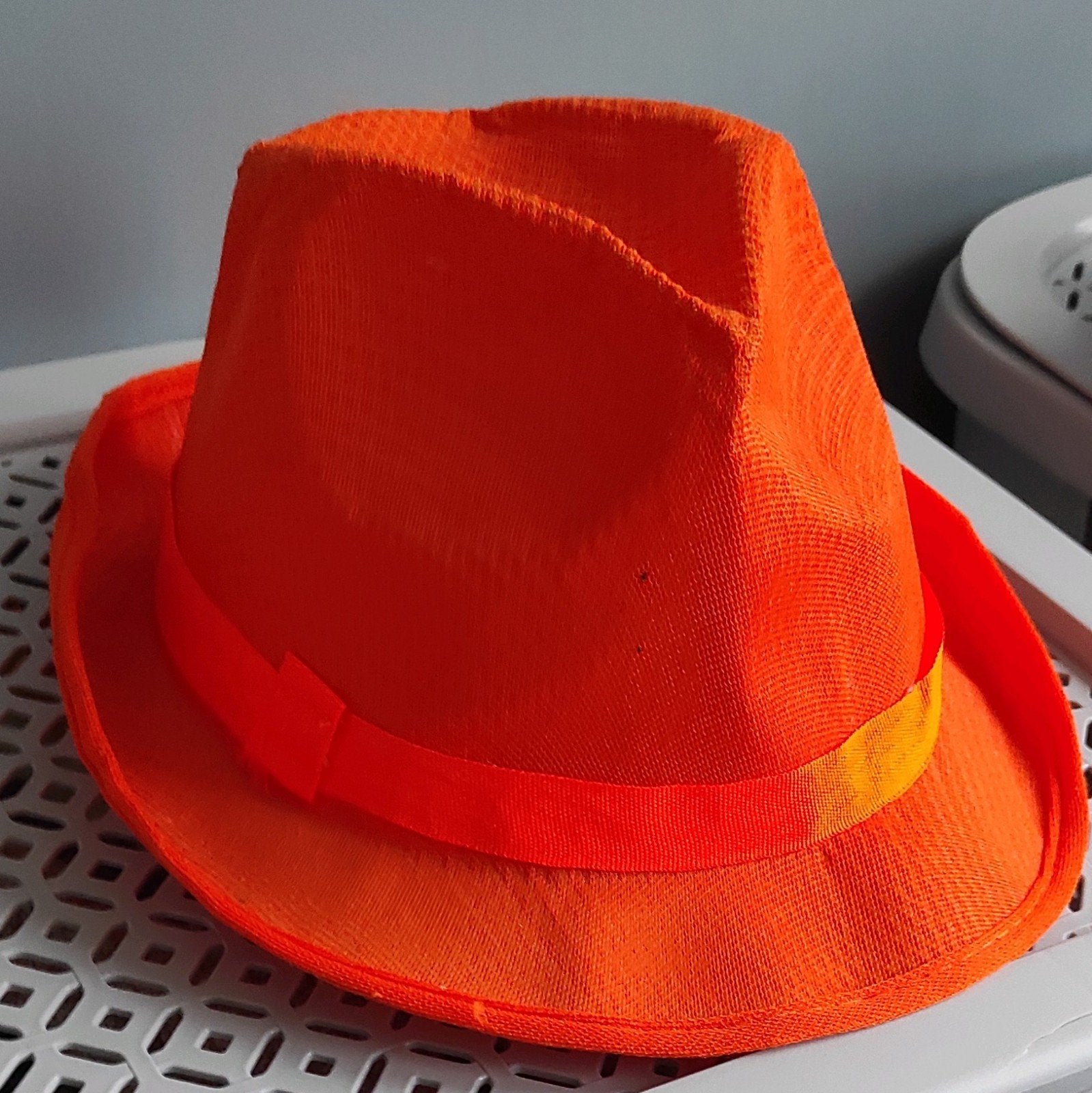 Oranje hoed, Ophalen of Verzenden, Gebruikt, Hoed of Pruik, Oranje of Koningsdag