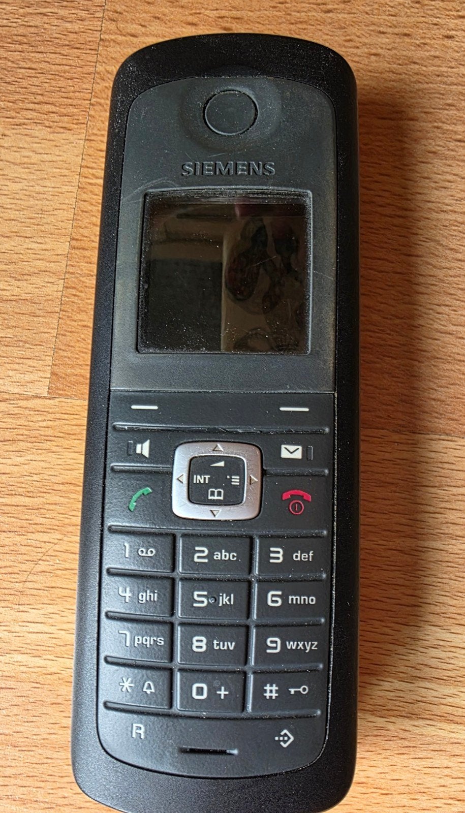 Siemens Gigaset E490-E495 met 4 toestellen, Telecommunicatie, Ophalen of Verzenden, Zo goed als nieuw, 4 handsets of meer