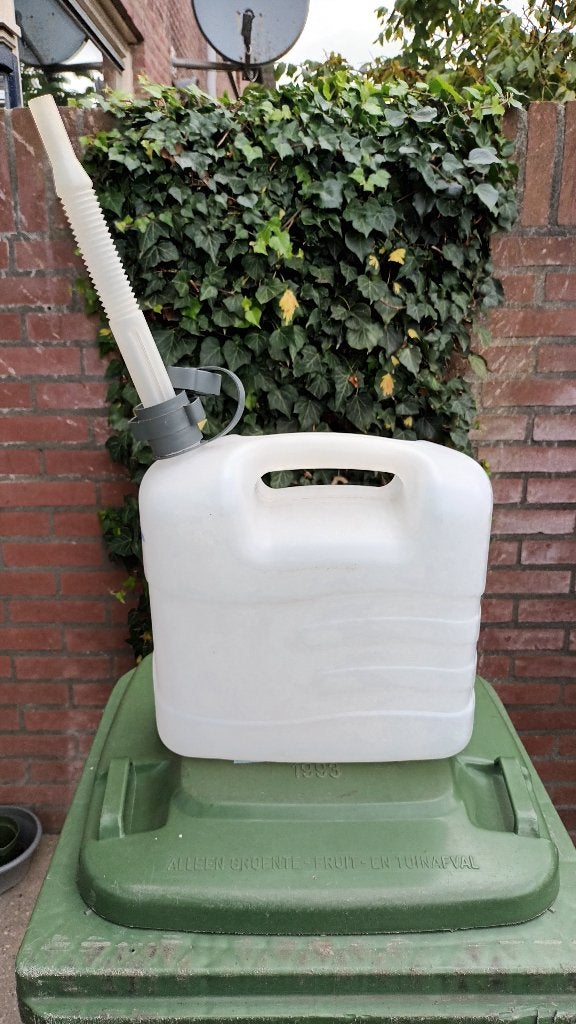 waterkan, Ophalen