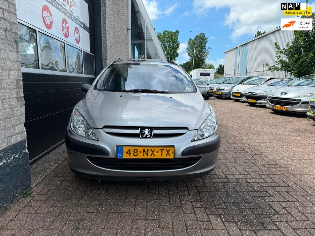 Peugeot 307 Break 2.0-16V XS Pack, Voorwielaandrijving, Gebruikt, 4 cilinders, Origineel Nederlands