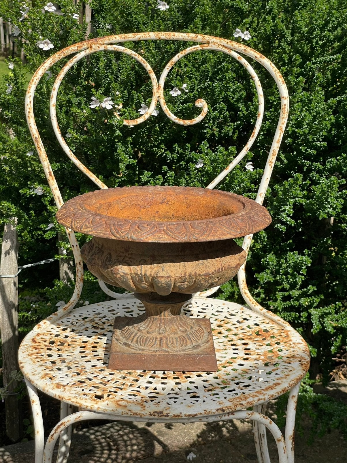 Brocante oude gietijzeren Jardiniere / tuinvaas, Ophalen of Verzenden