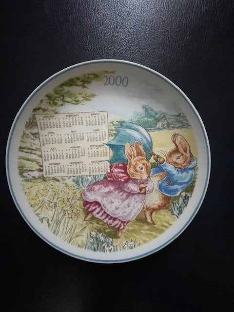Beatrix Potter Bord Peter Rabbit en Flopsy Rabbit, Wedgwood, Verzamelen, Beelden en Beeldjes, Ophalen of Verzenden, Zo goed als nieuw