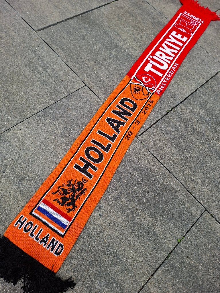Sjaal Nederland- Turkije, Verzamelen, Sportartikelen en Voetbal, Ophalen of Verzenden, Zo goed als nieuw, Buitenlandse clubs, Vaantje of Sjaal