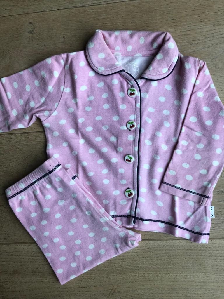 Heerlijk zachte meisjes pyjama, maat 68-74, Claesen’s, Ophalen of Verzenden, Gebruikt, Meisje, Nacht- of Onderkleding