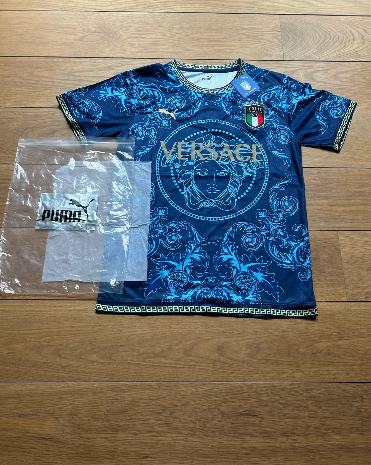 Italië x Versace Shirt - Maat S, Maat S, Ophalen of Verzenden, Nieuw, Shirt