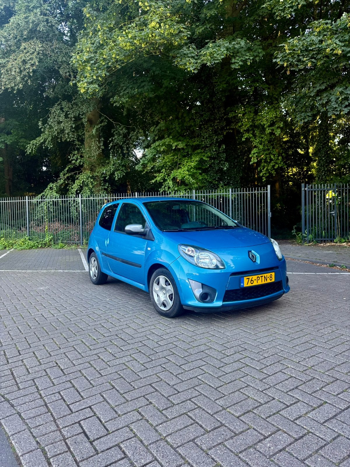 Renault Twingo 1.2 16V 2011 Blauw, Auto's, Renault, 839 kg, Twingo, 74 pk, 4 cilinders