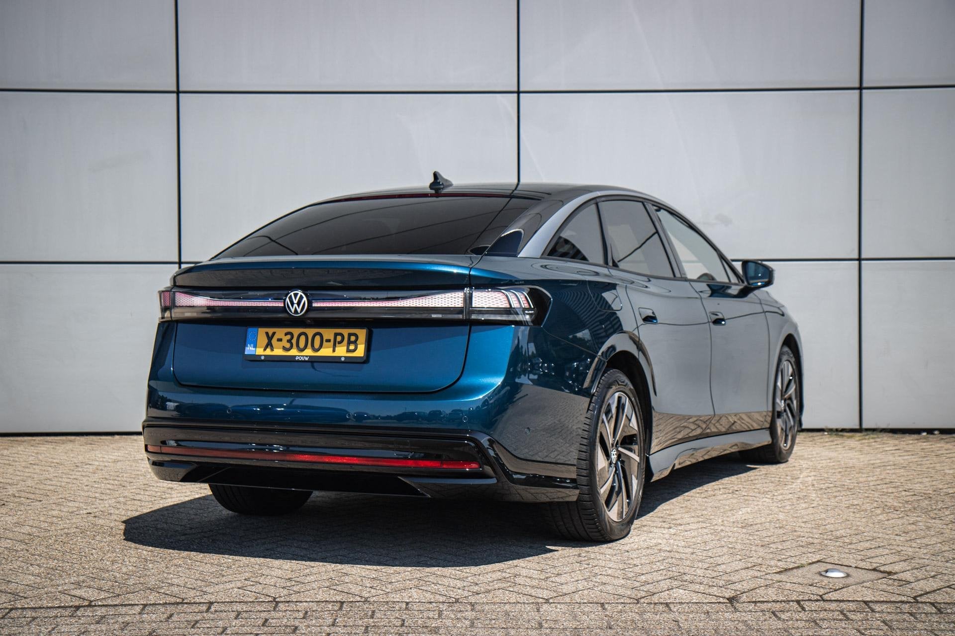 Volkswagen ID.7 286pk Pro Business 77 kWh | Trekhaak | Matri, Auto's, 12 maanden, Achterwielaandrijving, Gebruikt, Blauw