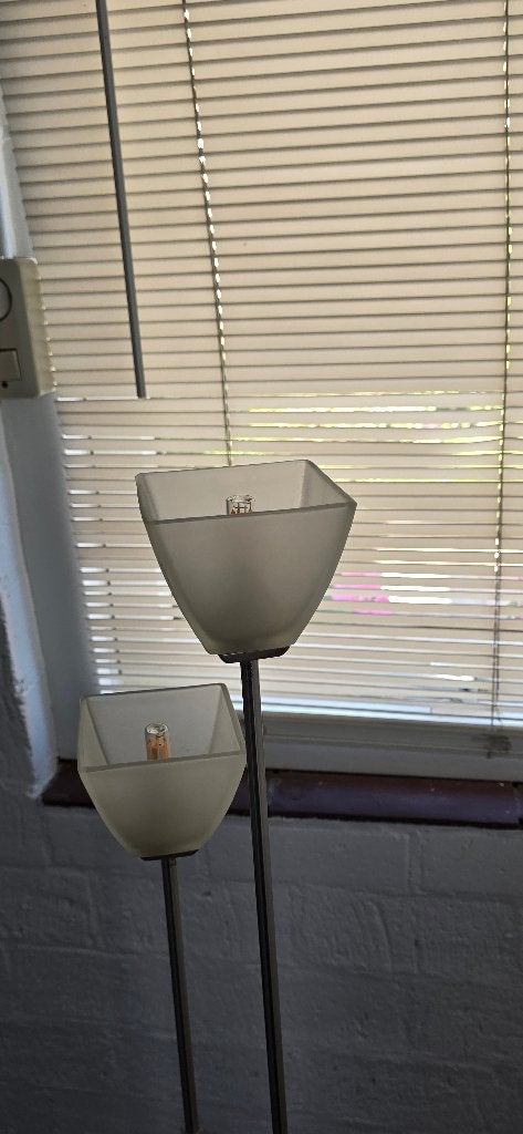 Vloerlamp met led, Huis en Inrichting, Ophalen, Gebruikt, Glas, 100 tot 150 cm