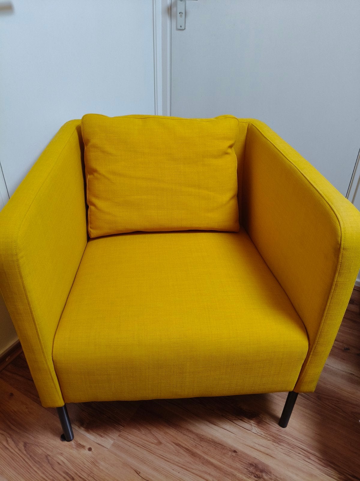 Gele fauteuil - Ikea Ekerö, Ophalen, Modern, Comfortabel, Zo goed als nieuw, Stof
