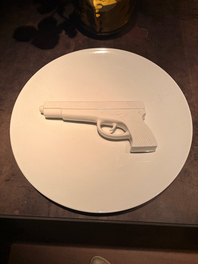 Wit porseleinen pistool – design object / decoratie, Ophalen