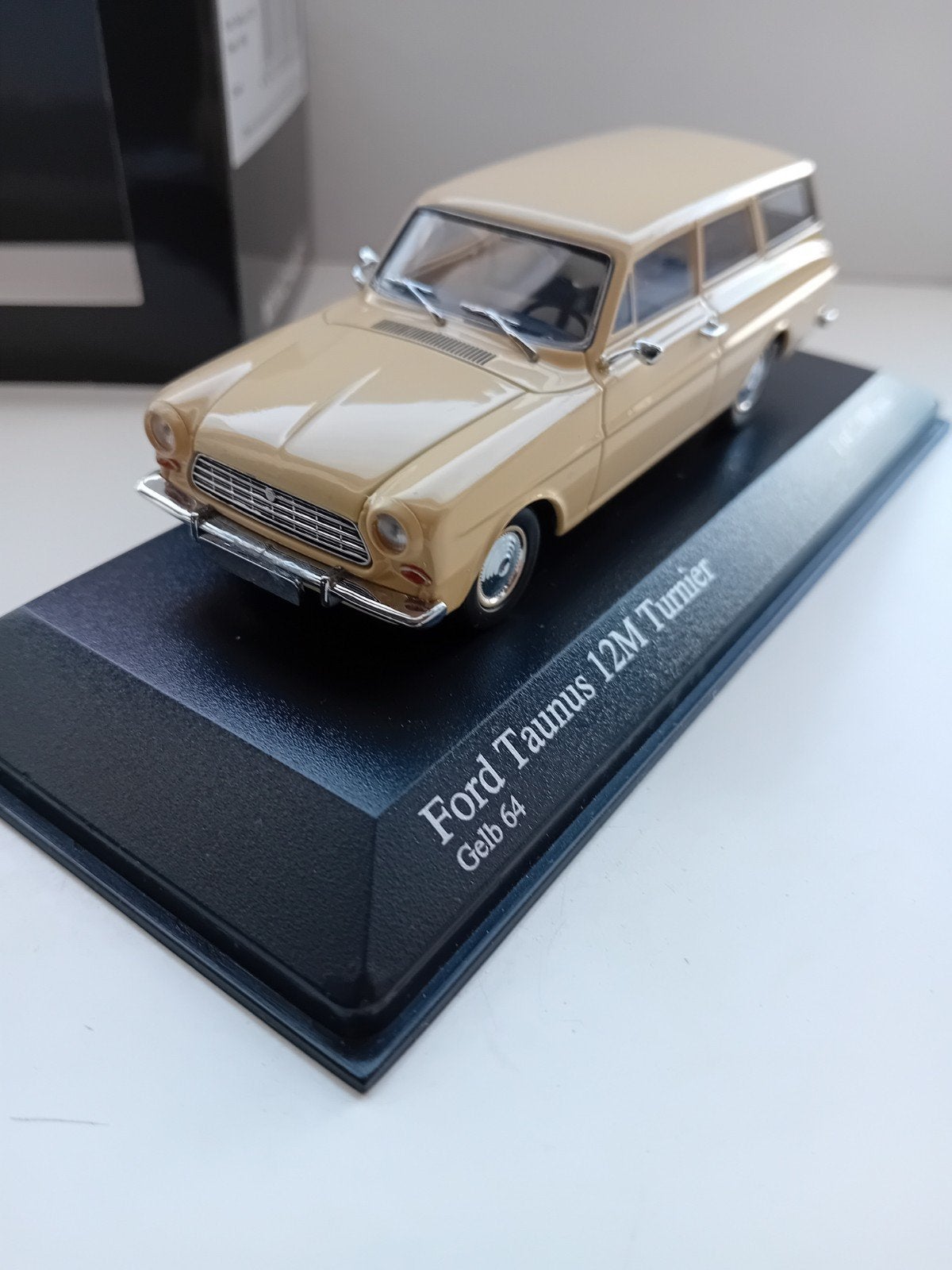 Minichamps Ford Taunus 12M Turnier., Ophalen of Verzenden, Zo goed als nieuw, Auto, MiniChamps