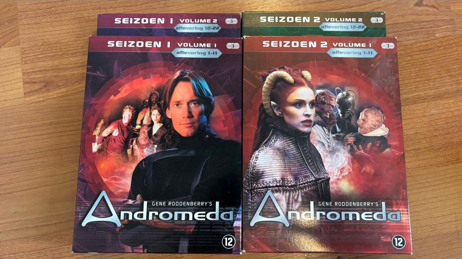 Andromeda Seizoen 1 & 2 DVD Boxset - Gene Roddenberry, Engels, Nederlands, Ophalen of Verzenden, Zo goed als nieuw