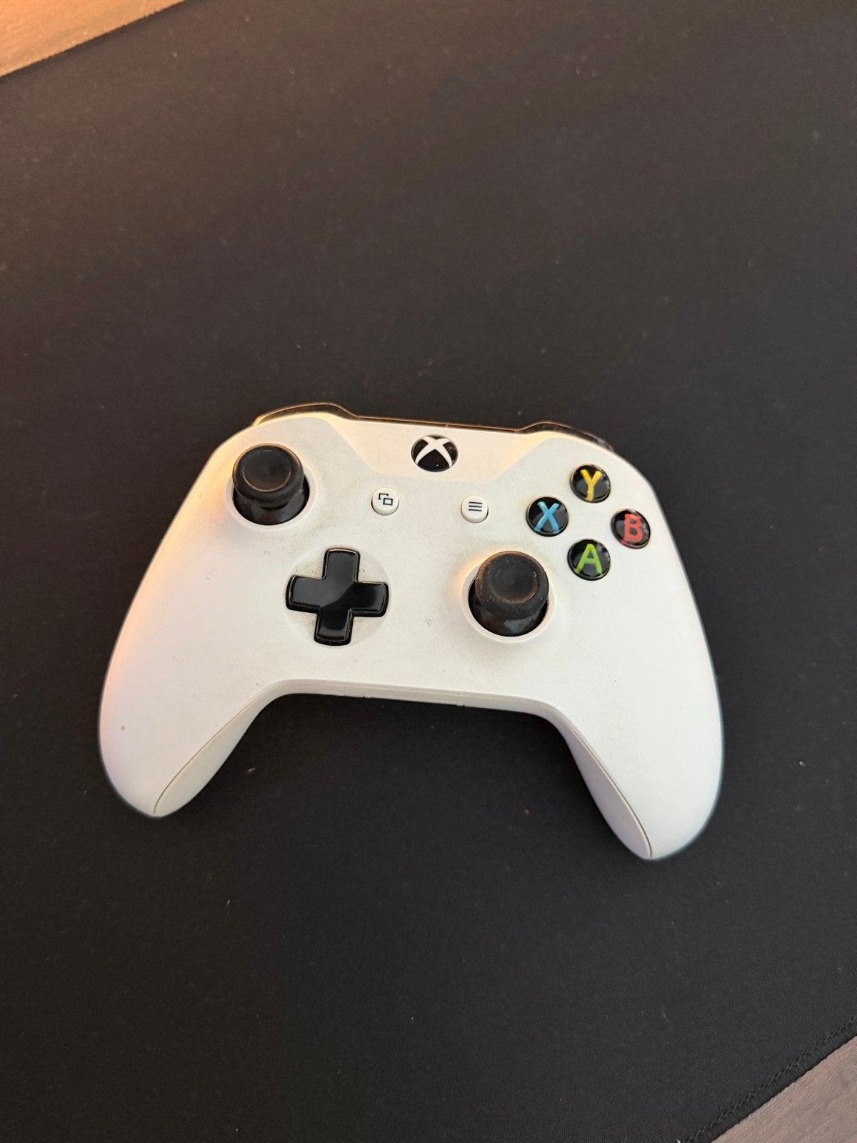 Xbox One Controller Wit - Draadloos, Spelcomputers en Games, Gebruikt, Ophalen of Verzenden, Xbox One, Controller
