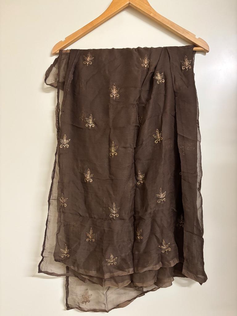 Sjaal bruin goud, Kleding | Dames, Mutsen, Sjaals en Handschoenen, Ophalen of Verzenden, Nieuw, Maat 46/48 (XL) of groter, Sjaal