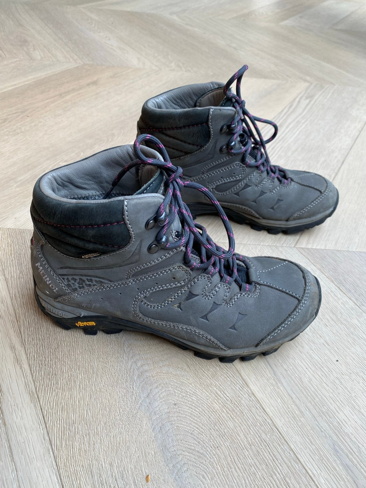 Meindl wandelschoenen - Maat 37,5 - Grijs, Sport en Fitness, Ophalen of Verzenden, Gebruikt, Schoenen