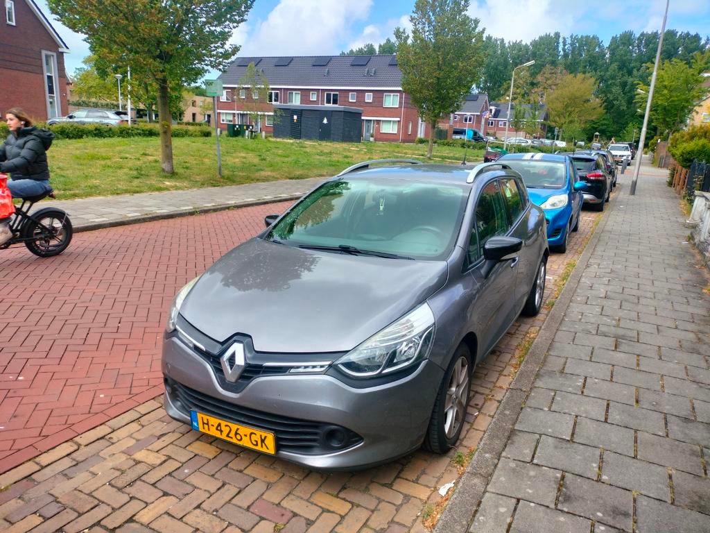 Renault Clio 0.9 TCE 90 Estate 2014 Grijs, Auto's, Voorwielaandrijving, 898 cc, Handgeschakeld, Particulier