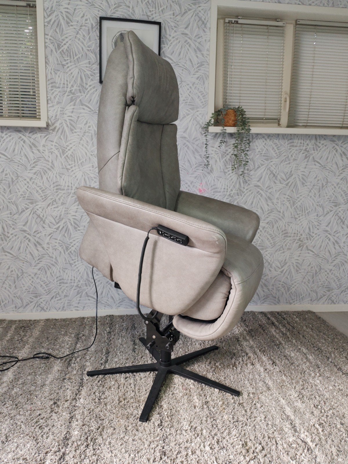 Meubelzorg luxe sta op stoel relax fauteuil met garantie, 75 tot 100 cm, Ophalen of Verzenden, Zo goed als nieuw, Onbekend