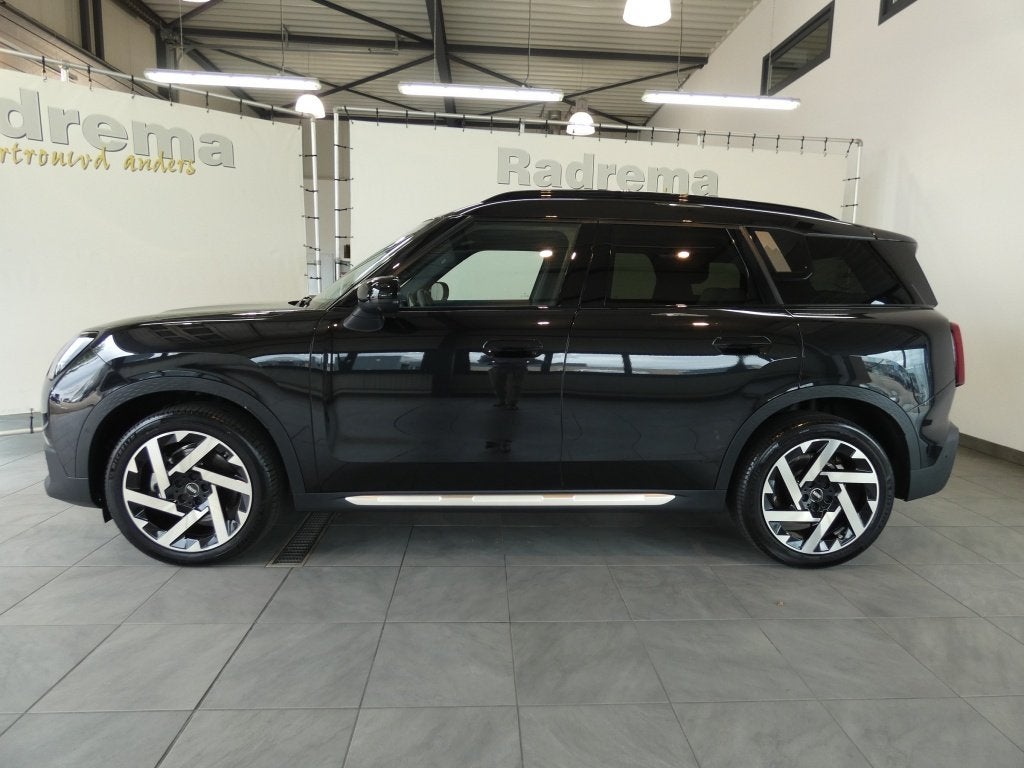 Mini Countryman 1.5C 170 PK Favoured XL Volle Country Man !, Auto's, Automaat, Dealer onderhouden, Gebruikt, Euro 6