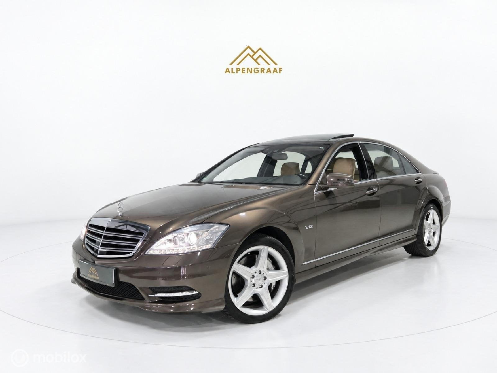 Mercedes S-klasse s600 v12 AMG Designo Facelift |dubbel Pano, Automaat, Dealer onderhouden, Achterwielaandrijving, Gebruikt