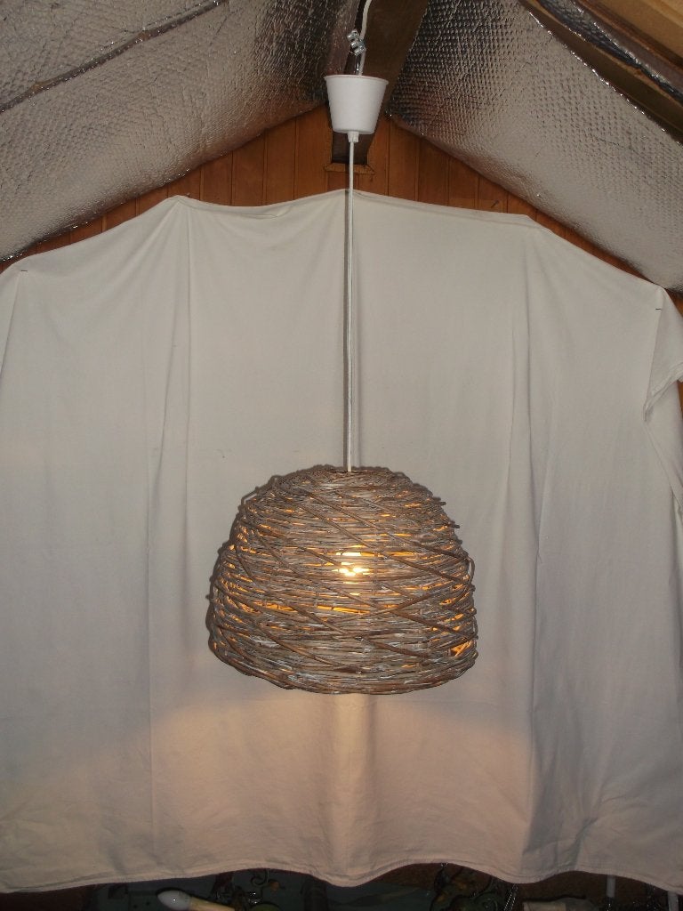 Lamp van wilgentakken (?), Ophalen of Verzenden, Zo goed als nieuw, Natuurlijk materiaal, E27 (groot)