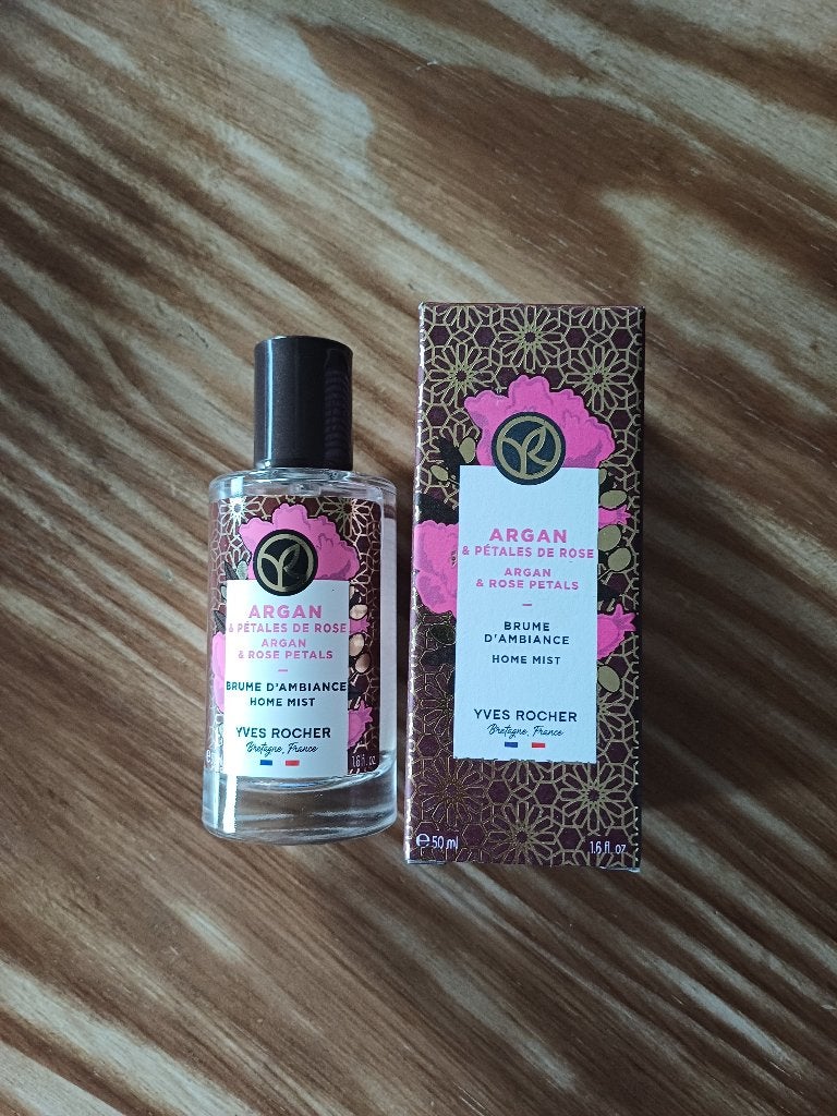 Yves rocher kamerspray, Meerkleurig, Overige stijlen, Ophalen of Verzenden, Zo goed als nieuw