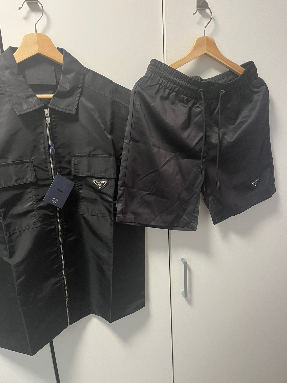 Prada Zomer Set, Ophalen of Verzenden, Nieuw, Maat 48/50 (M), Zwart