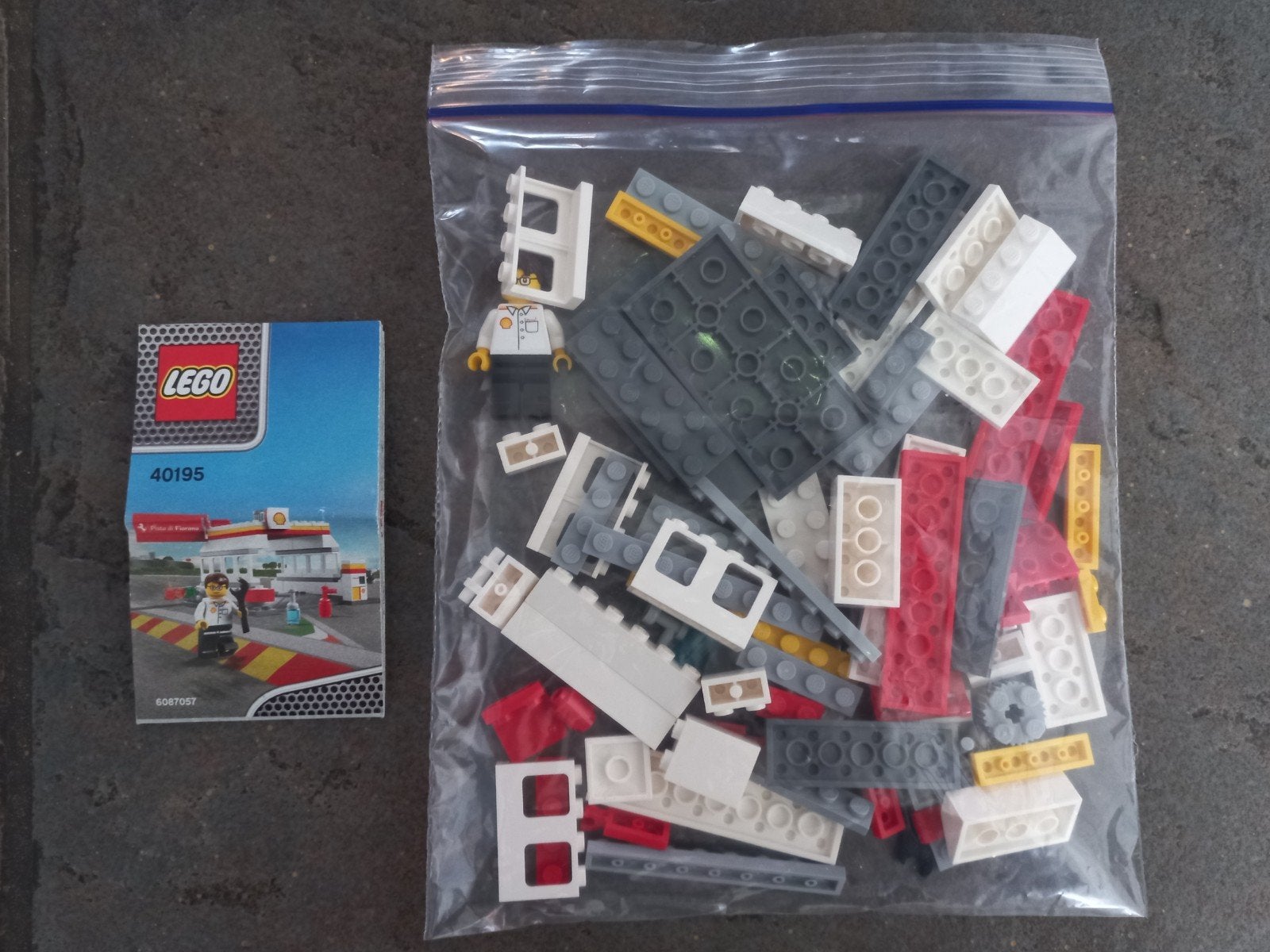 60% Korting op gebruikte Lego Shell 40195 Pitstop Station, z, Lego, Zo goed als nieuw, Compleet, Complete set
