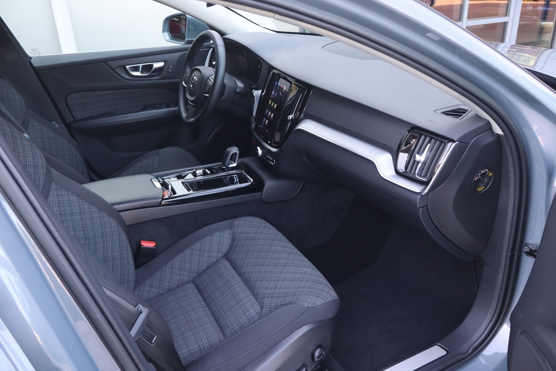 Volvo V60 2.0 T6 Plug-in hybrid AWD Core Bright - NL- Auto!, Auto's, Stof, Gebruikt, Euro 6, 4 cilinders