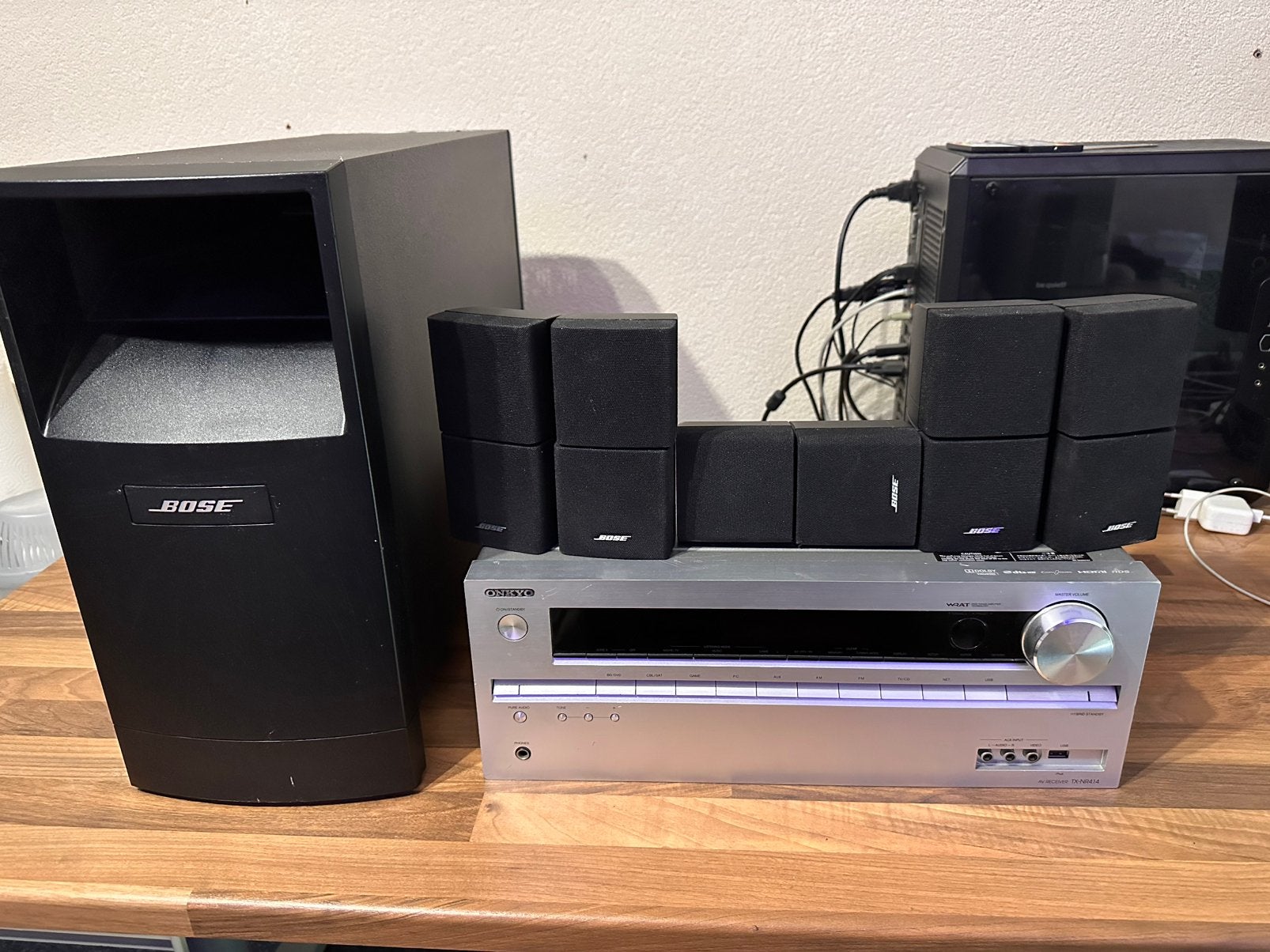 Bose acoustimass 10 series 3 set, 70 watt of meer, Zo goed als nieuw, Overige spelers, Ophalen